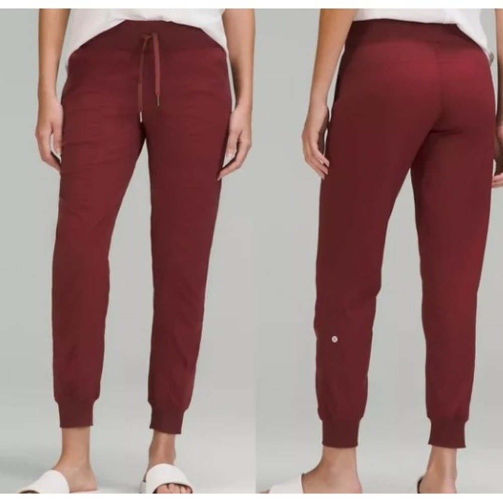 Lululemon Dance Studio Mid-Rise Joggers size 8